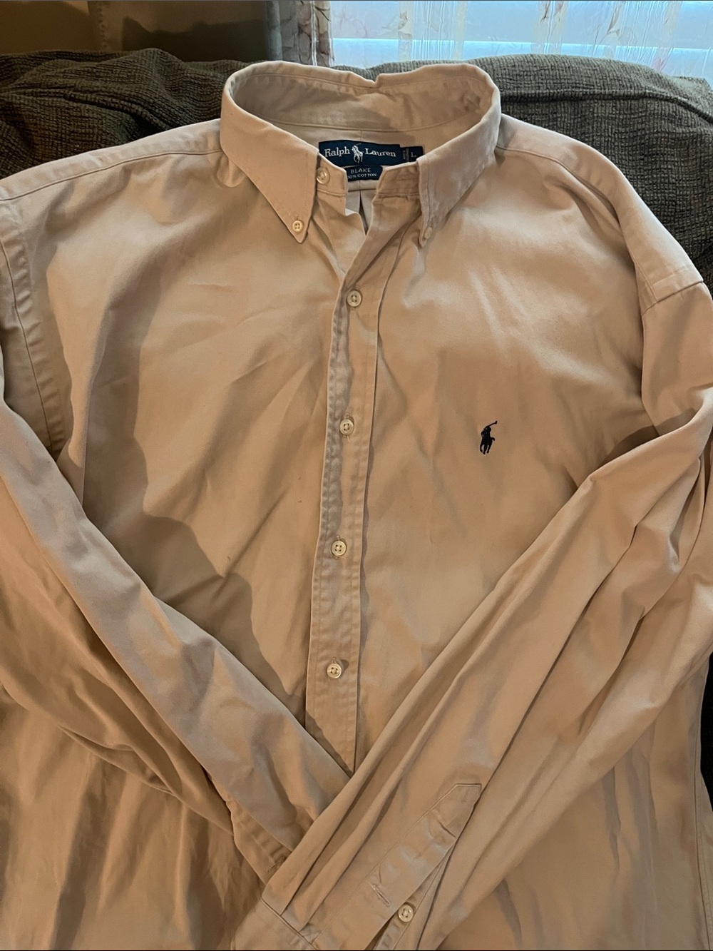 Ralph Lauren Men's Button-Down Shirt in Light Beige with Navy Pony